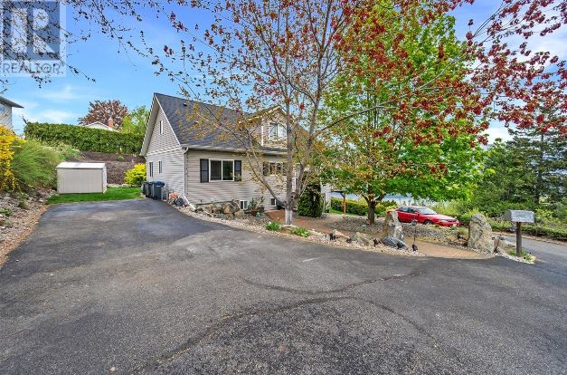 Summerland Real Estate for Sale – 11305 Walters Road